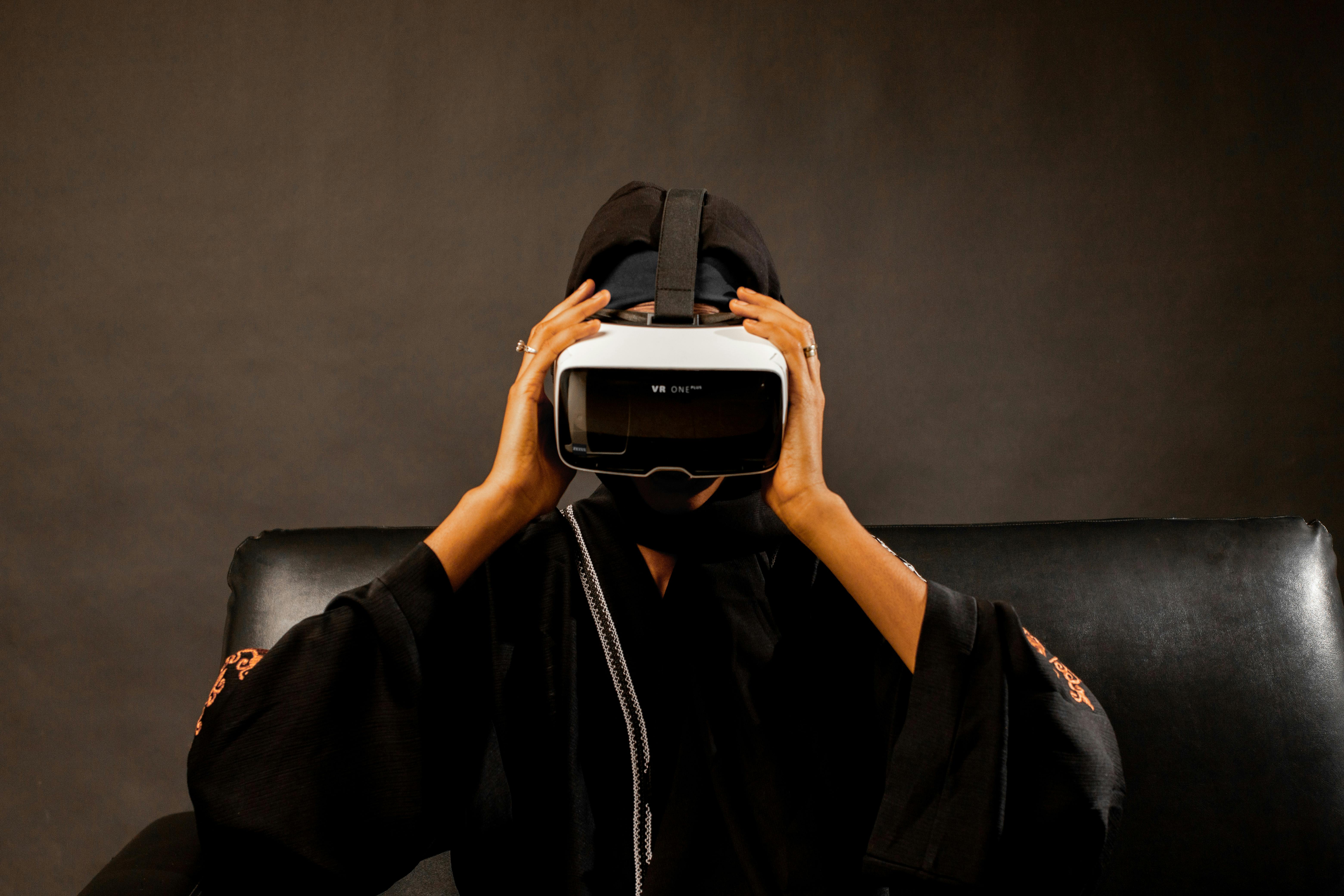 Voordelige Virtuele Realiteit: VR-ontwikkeling Voor Iedereen