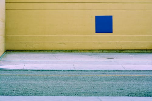 Gratis stockfoto met asfalt, buitenkant van het gebouw, gebouw