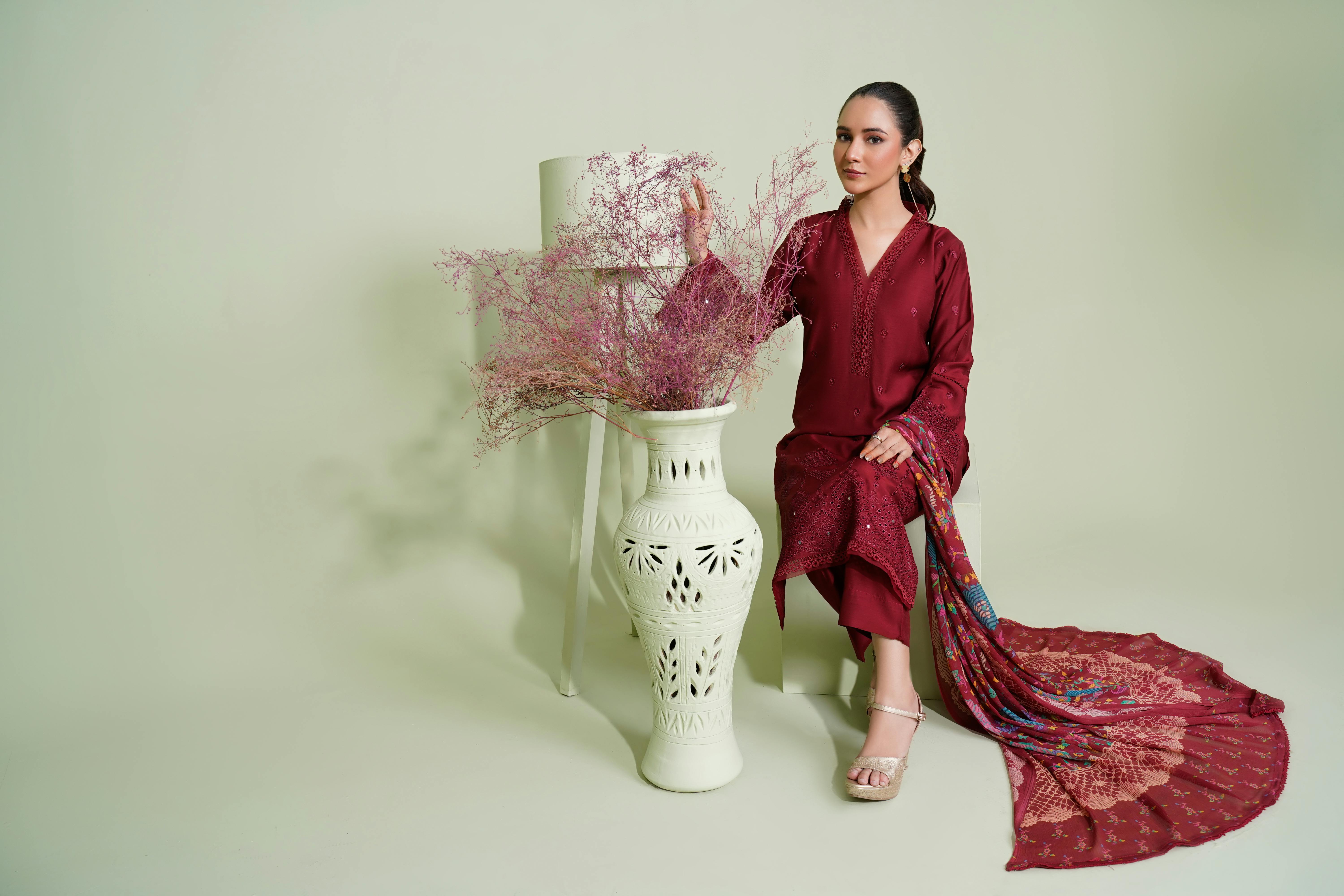 Vintage Beauty Trends Resurrected for 2024