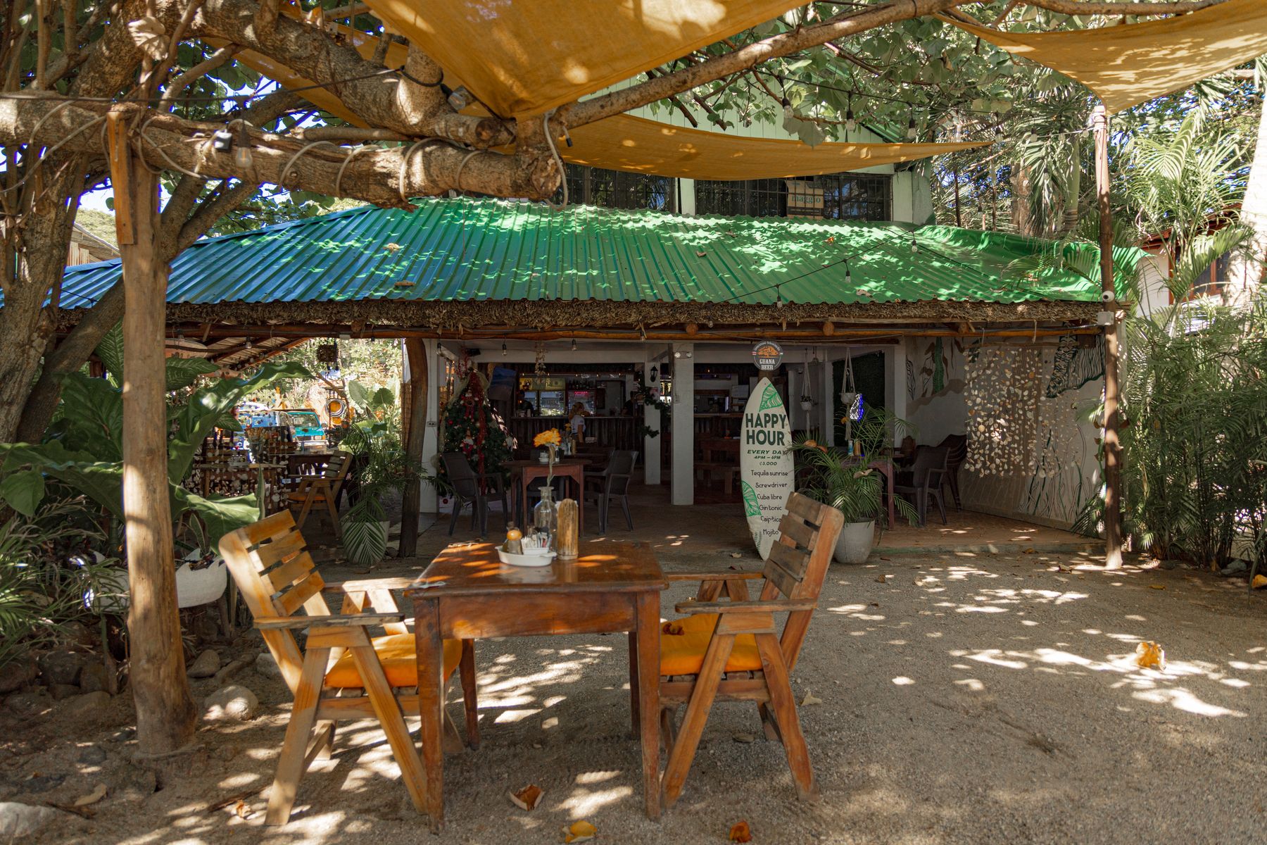 Sunday Café Hours in La Paz, Honduras: What Travellers Should Know