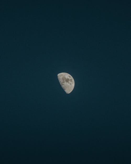 คลังภาพถ่ายฟรี ของ จันทรา, ตอนกลางคืน, ท้องฟ้าสีคราม