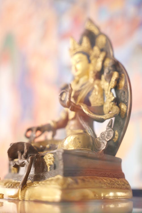 altın heykelcik, Buda, Buddha Tooth Relic Tapınağı içeren Ücretsiz stok fotoğraf