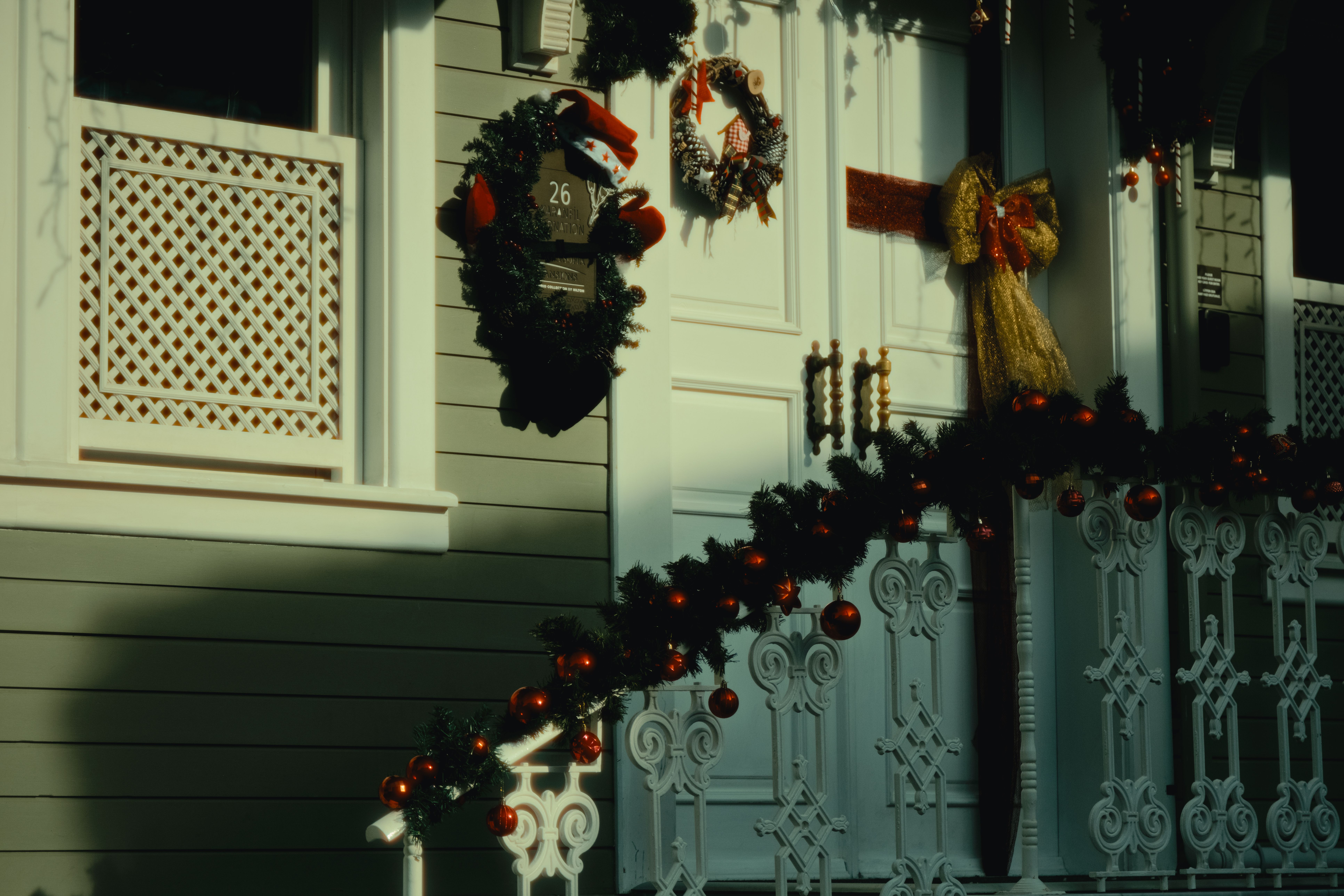 What to know about this year’s White House holiday decorations — Photo by TEBESSÜM PROVALARI on Pexels