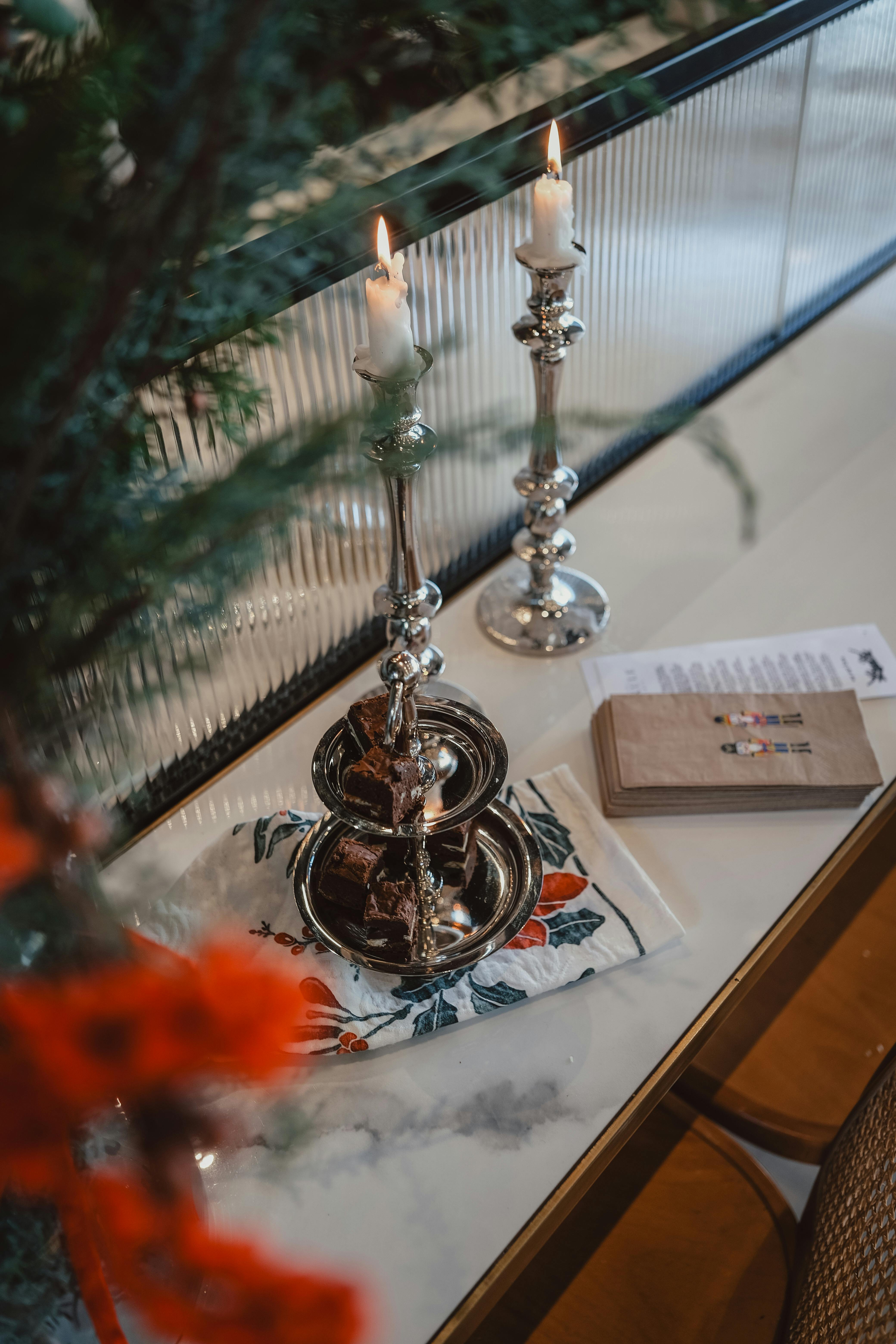 What Are The Benefits Of Installing Under-cabinet Lighting? What Are The Benefits Of Installing Under-cabinet Lighting?