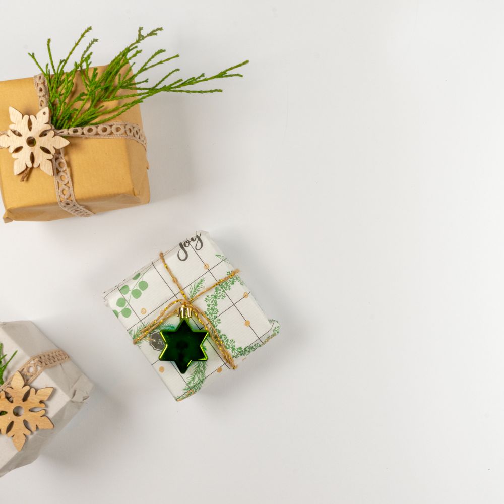 Caistor — professional packers wrapping and boxing belongings