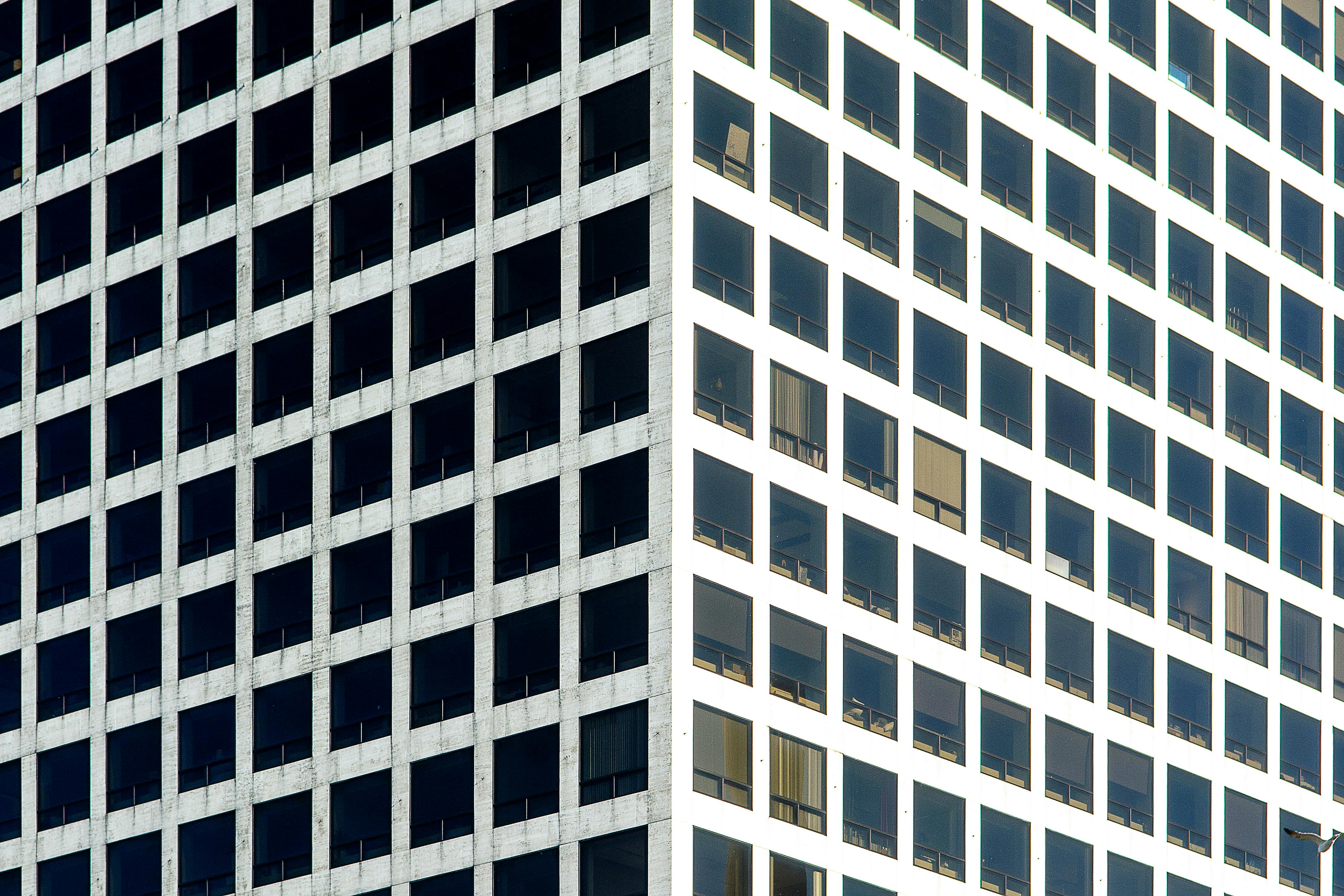 Gratis stockfoto met abstracte architectuur, architectonische details, architectonische symmetrie Stockfoto