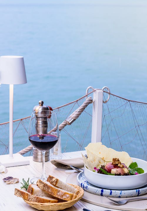 Food and Wine by the Sea