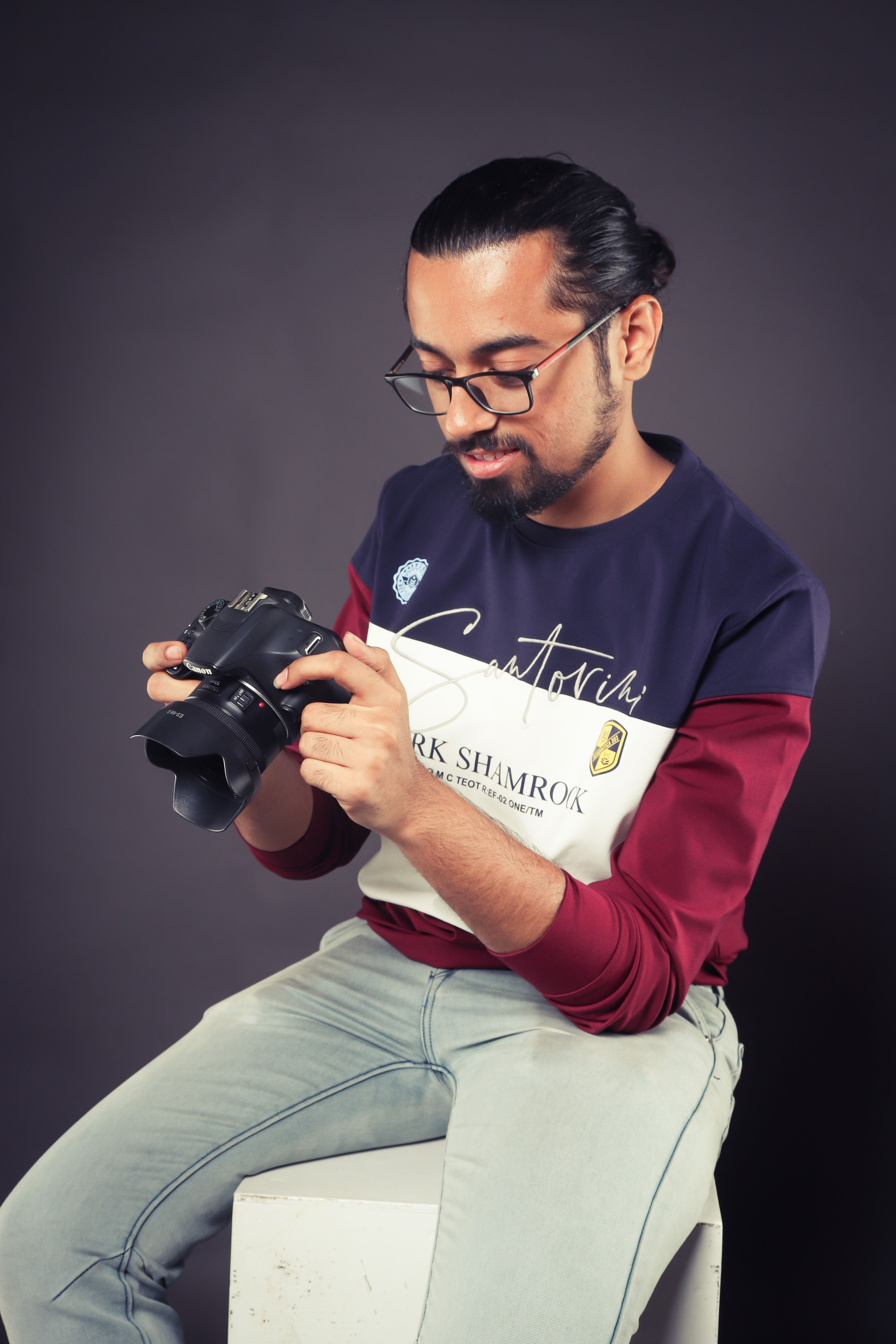 Zadarmo Fotobanka s bezplatnými fotkami na tému „módny muž“, # indoor, brada Fotka z fotobanky