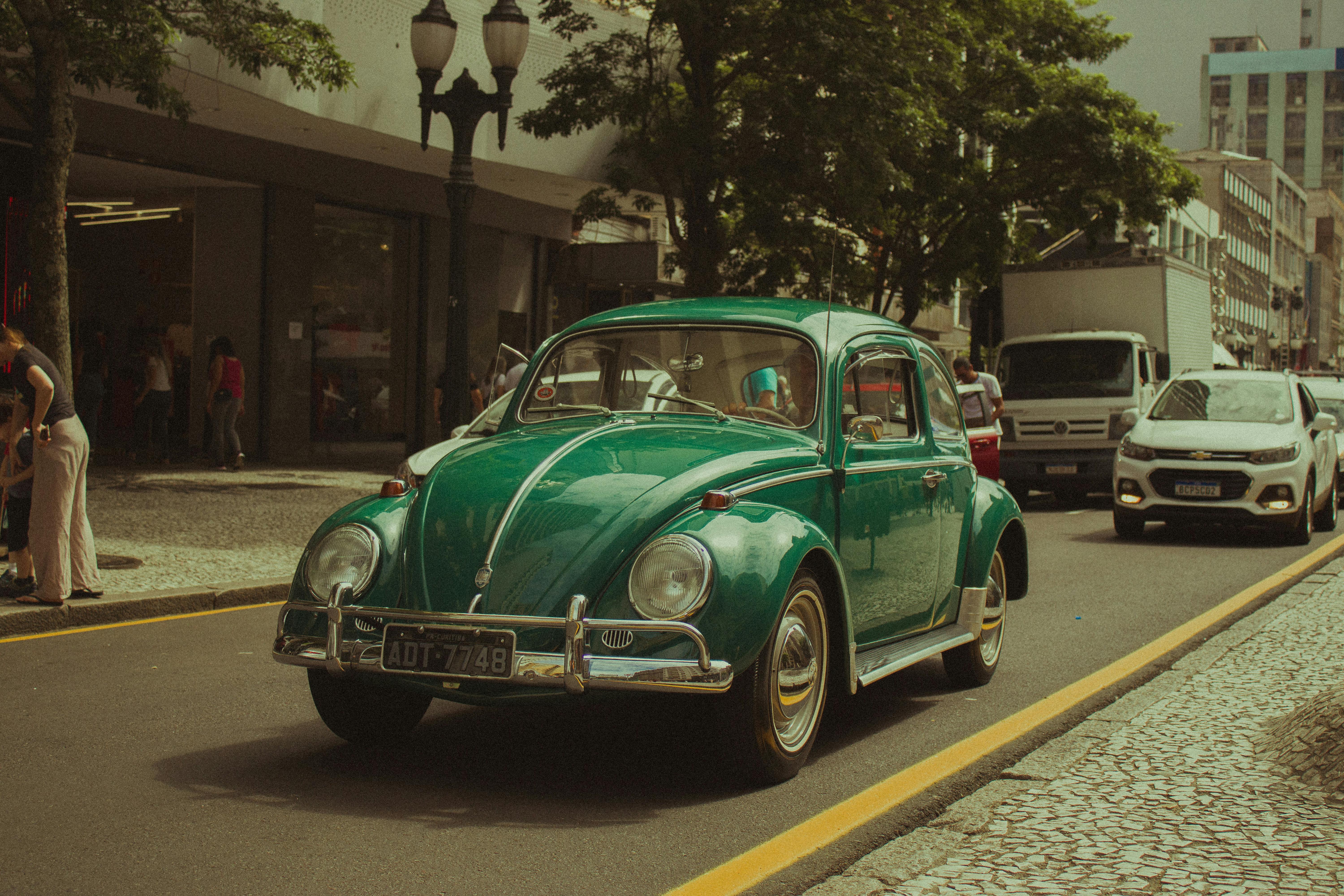 evs explained green transportation — Photo by Saplak on Pexels
