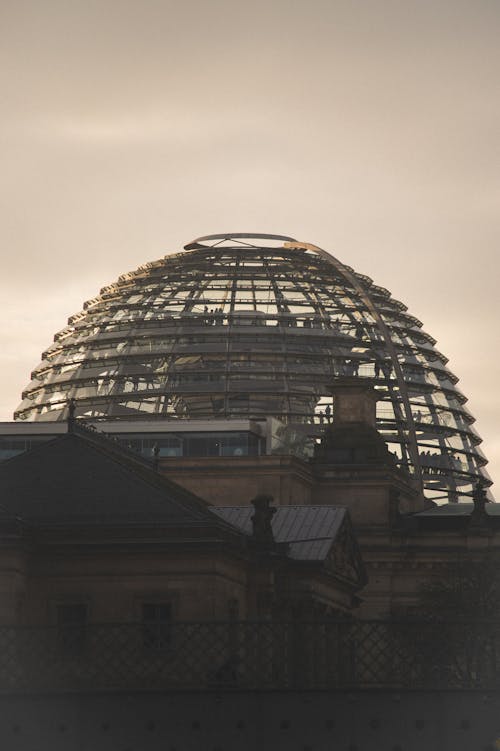 Almanya, Berlin, bina içeren Ücretsiz stok fotoğraf
