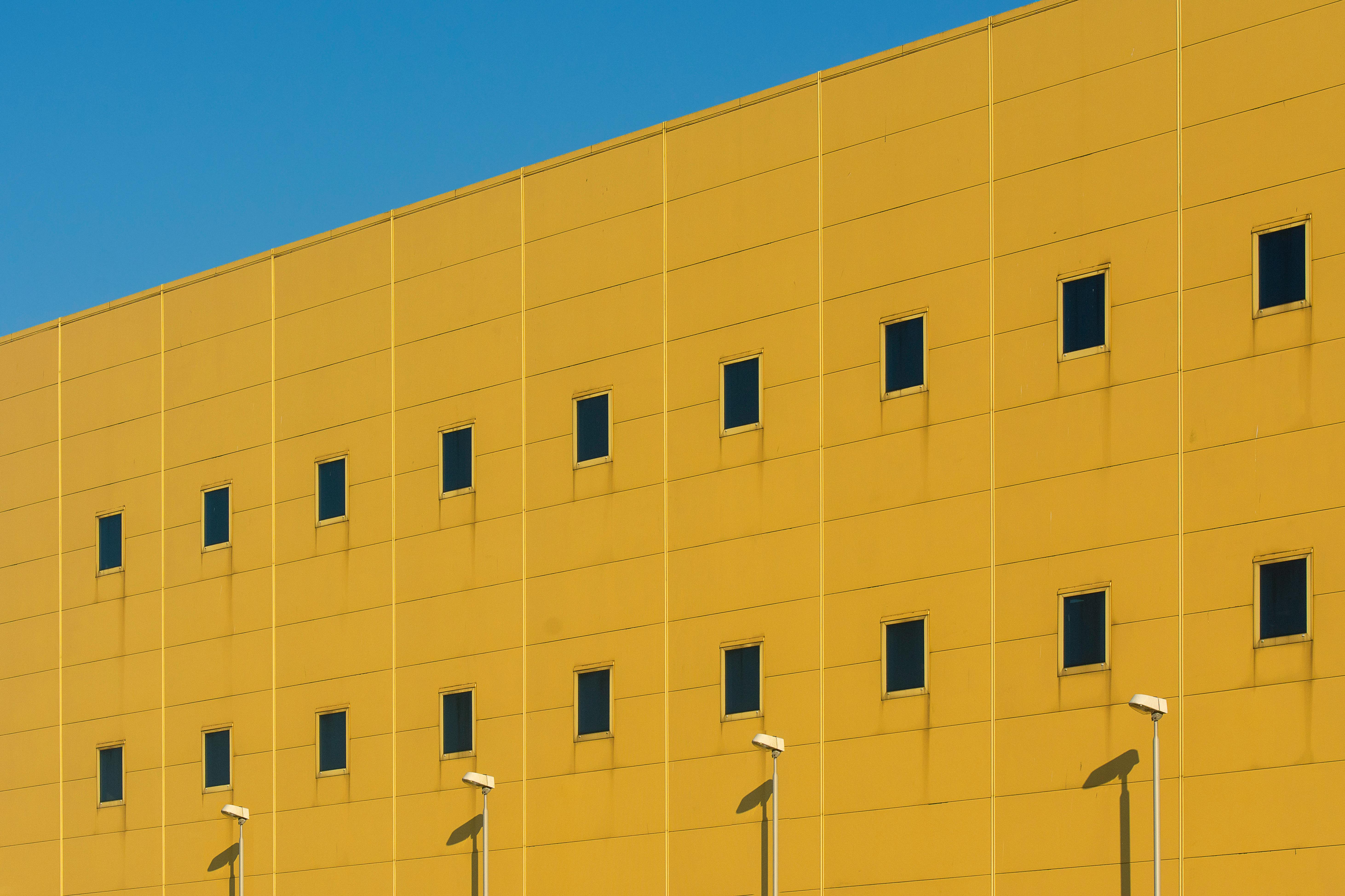 fitment architecture e‑commerce accuracy — Photo by Jan van der Wolf on Pexels