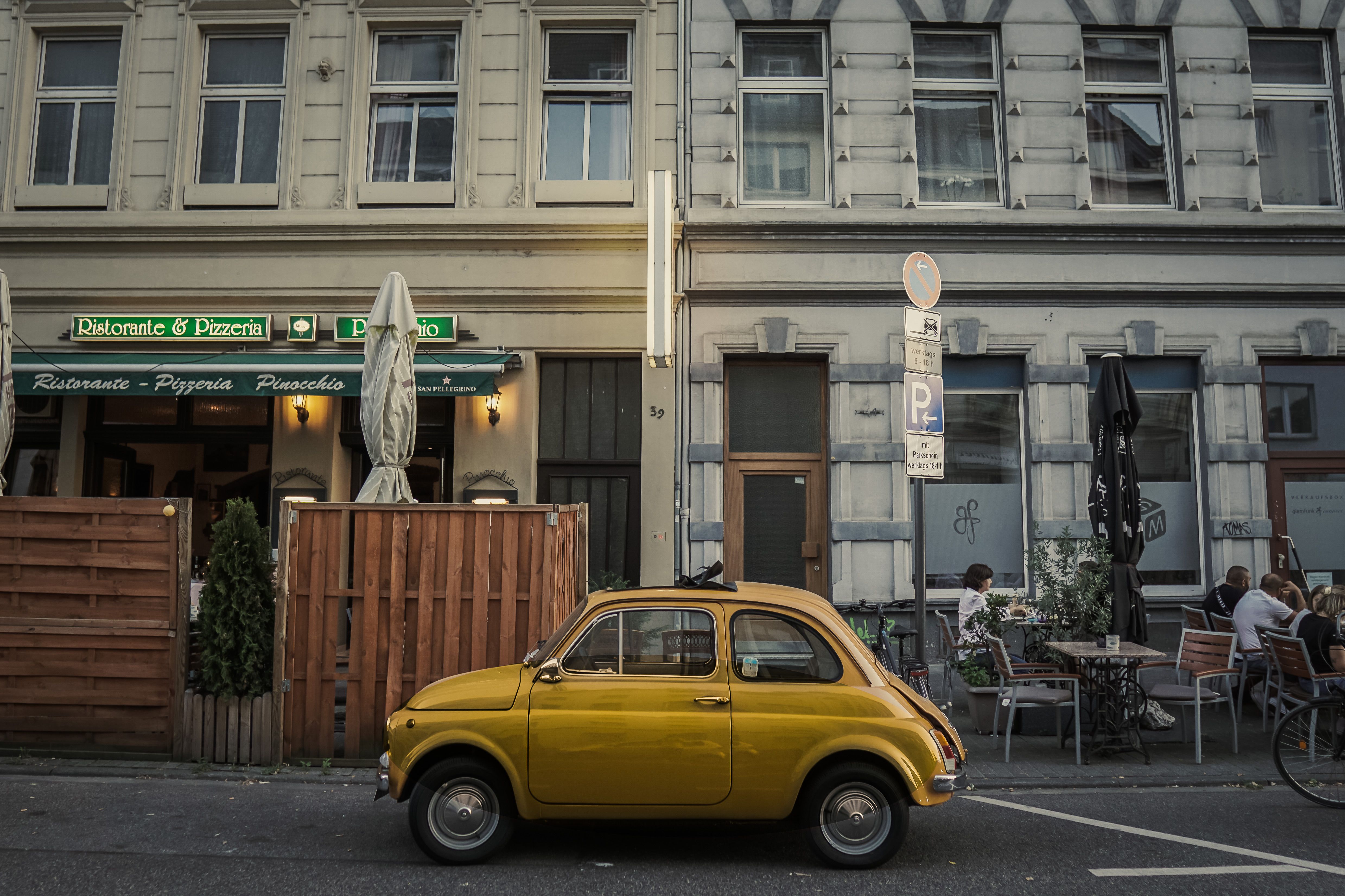 Cologne Belgisches Viertel cafe street