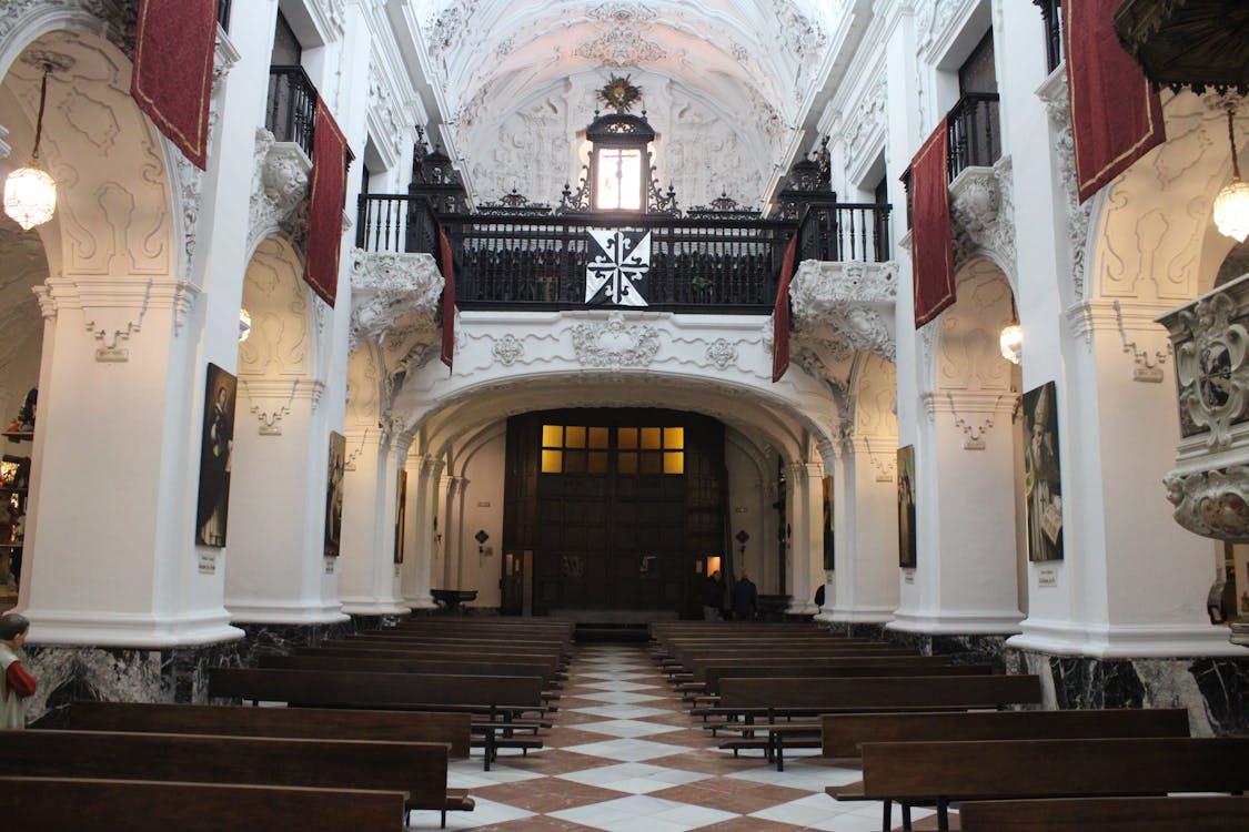 interior de la iglesia conventual de Santo Domingo - fotografia 4
