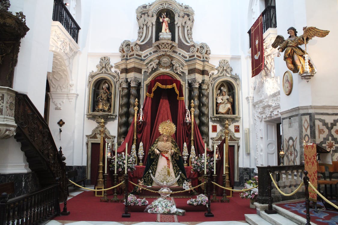 interior de la iglesia conventual de Santo Domingo - fotografia 5