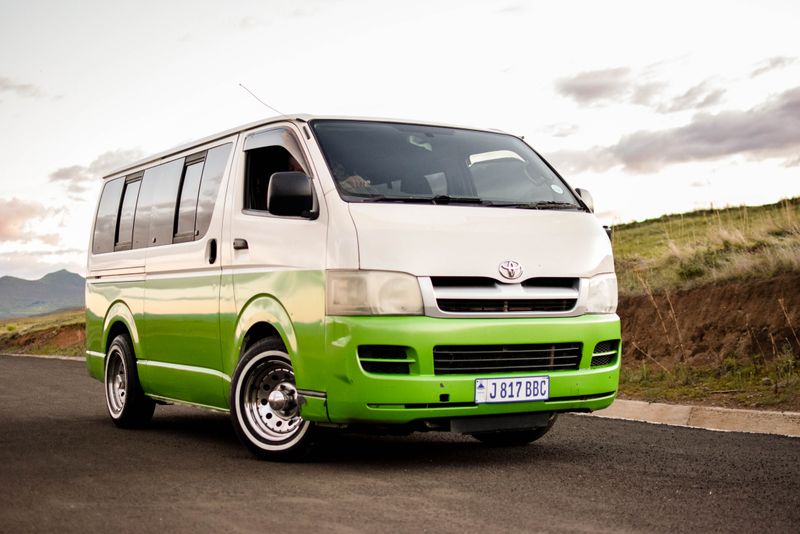 Toyota Hiace 2015 - Self-Contained Certified