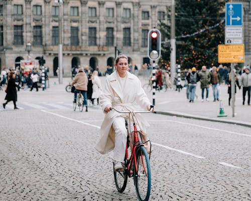 Fotobanka s bezplatnými fotkami na tému bicykel, krásny, ľudia