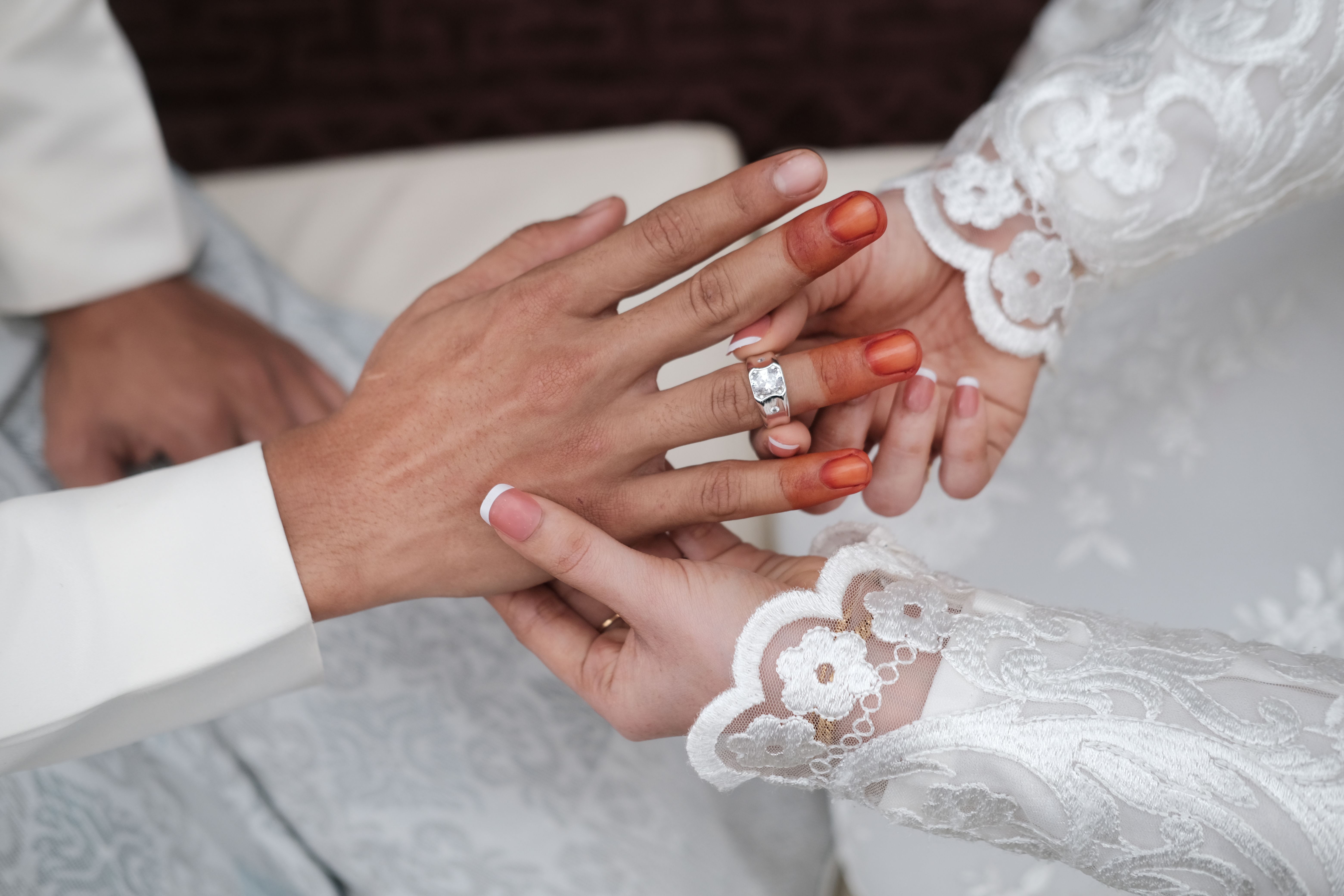 婚姻不是保险箱 的人正在亲手毁掉 情感配图