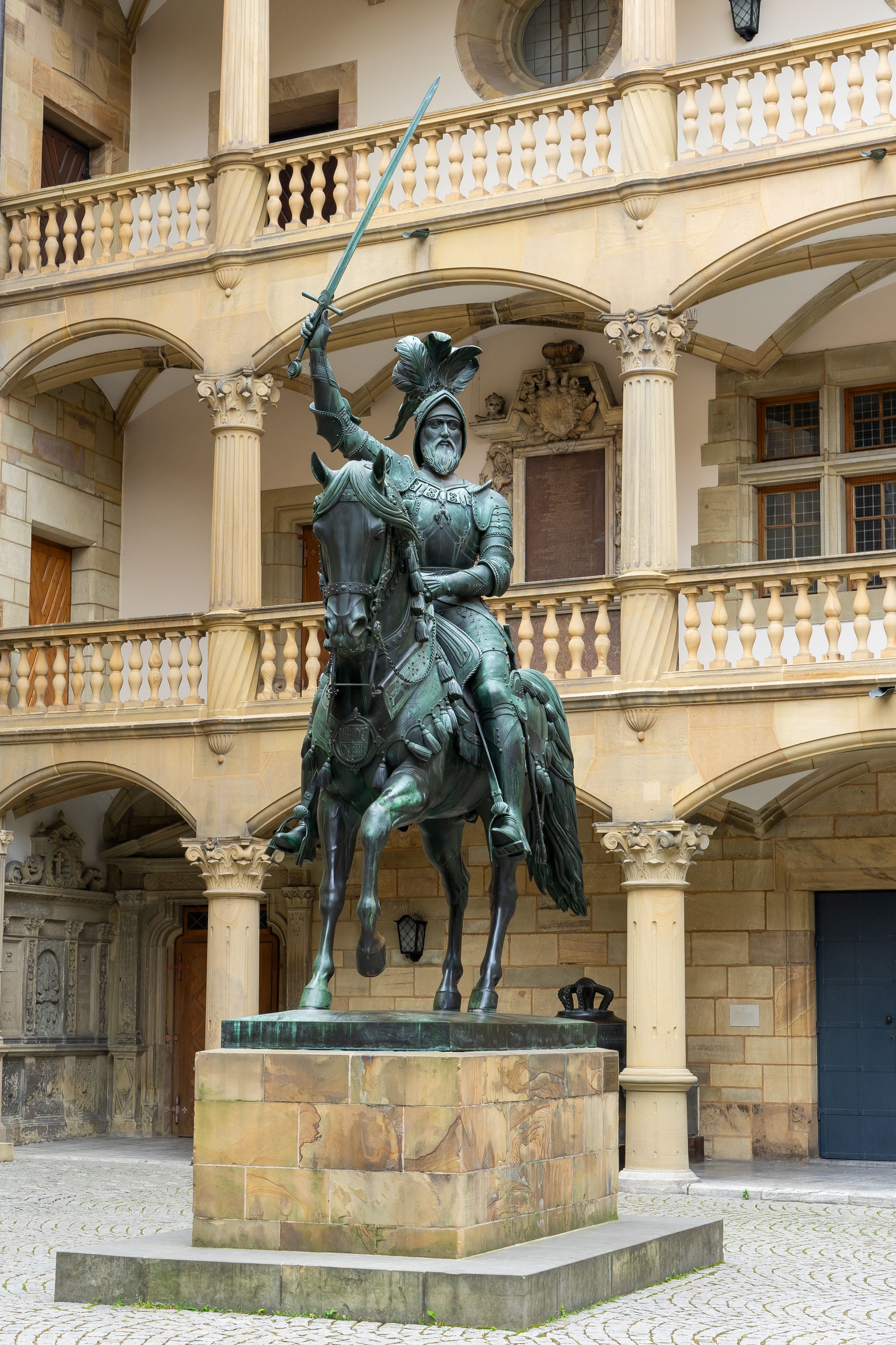 Equestrian statue of Eberhard in a historic Stuttgart courtyard.