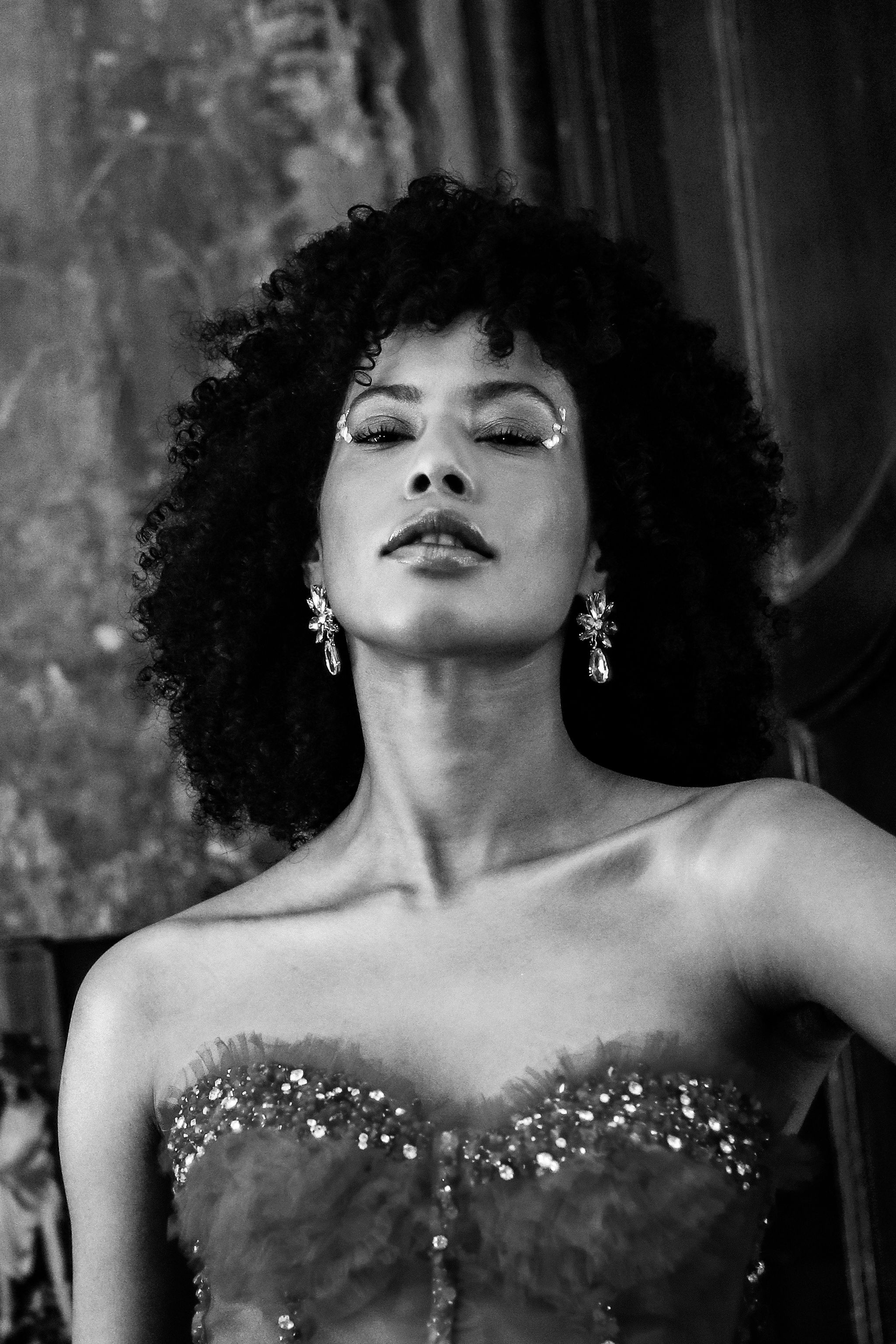 Singer in Off-the-Shoulder Dress · Free Stock Photo