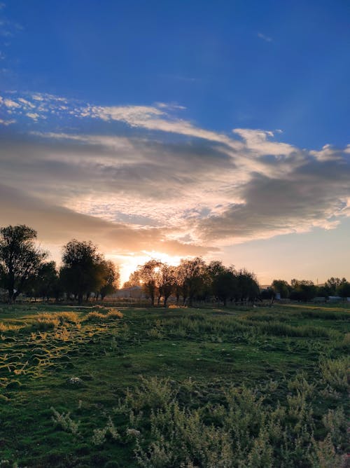 Immagine gratuita di campagna, campo, cloud