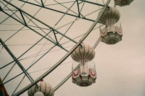 Free Pods of Ferris Wheel Stock Photo
