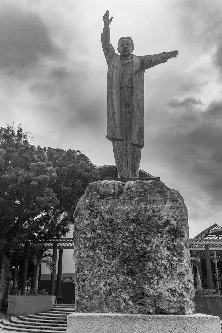 Luis Munoz Rivera Statue In San Juan