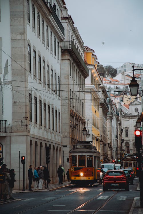 Gratis stockfoto met auto's, gebouwen, Lissabon