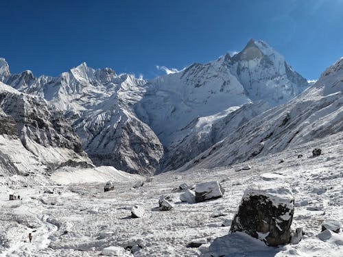 Бесплатное стоковое фото с горный хребет, горы, живописный