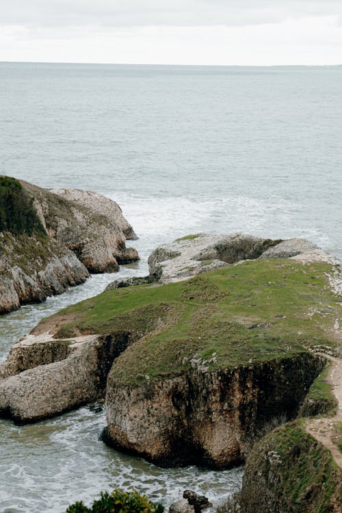 Darmowe zdjęcie z galerii z linia brzegowa, malowniczy, morze