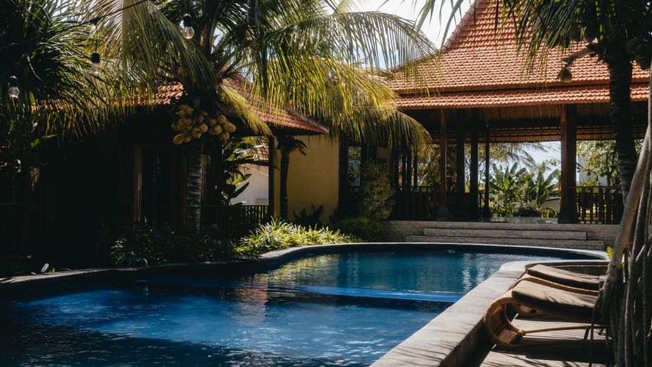 how to choose a pool builder bali (2026 guide)