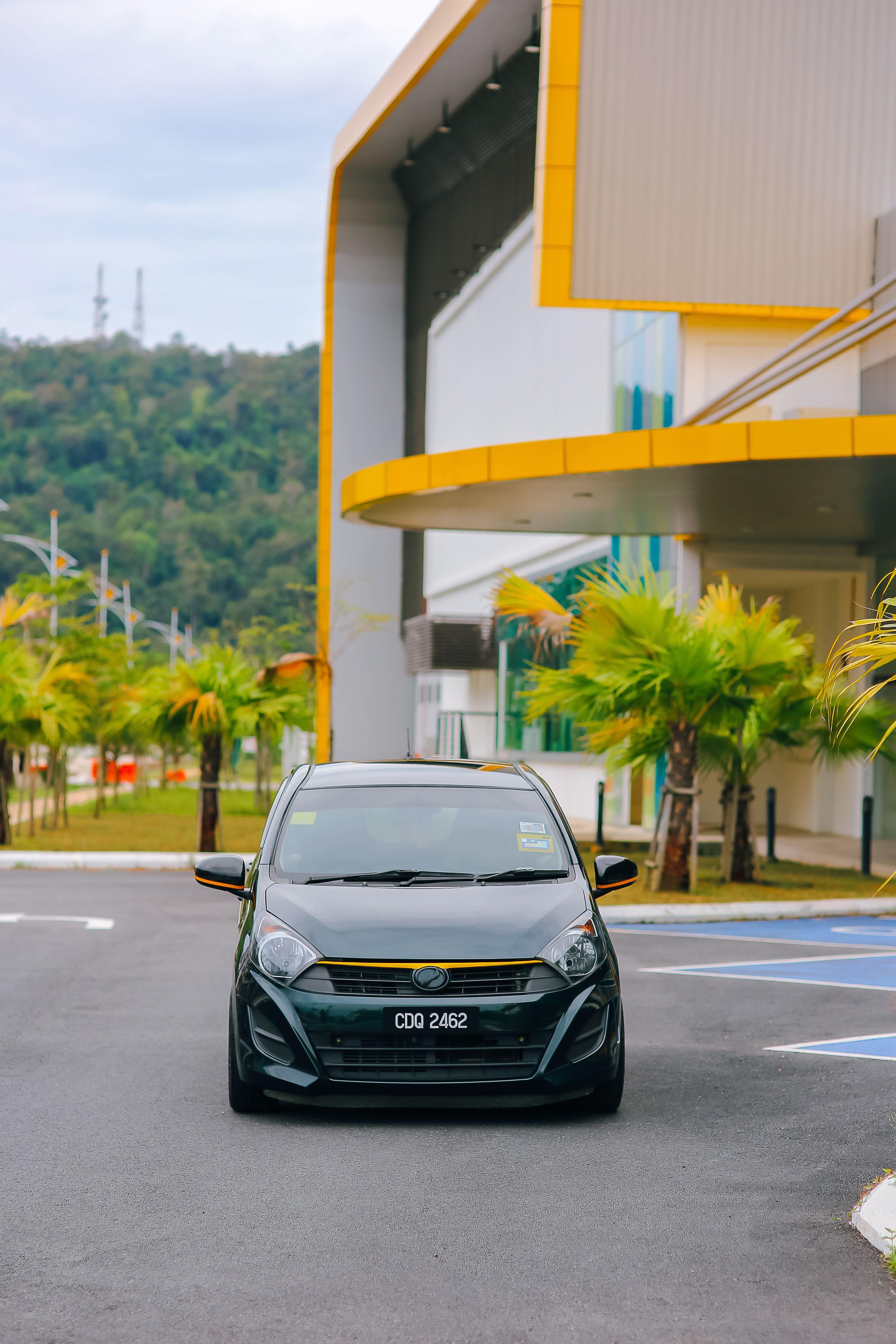 Perodua Traz 2021 thumbnail 2
