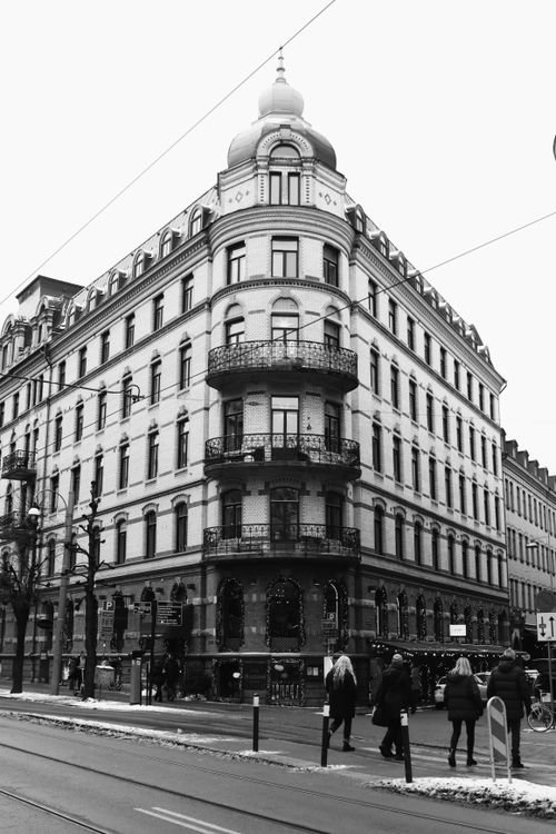 Free Black and white photo of a classic building in Gothenburg, Sweden, capturing Nordic architecture. Stock Photo