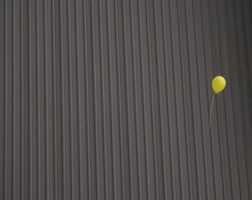 yellow balloon 