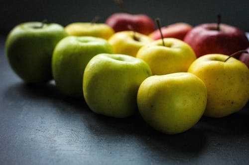 Kostenloses Stock Foto zu apfel, essen, frucht