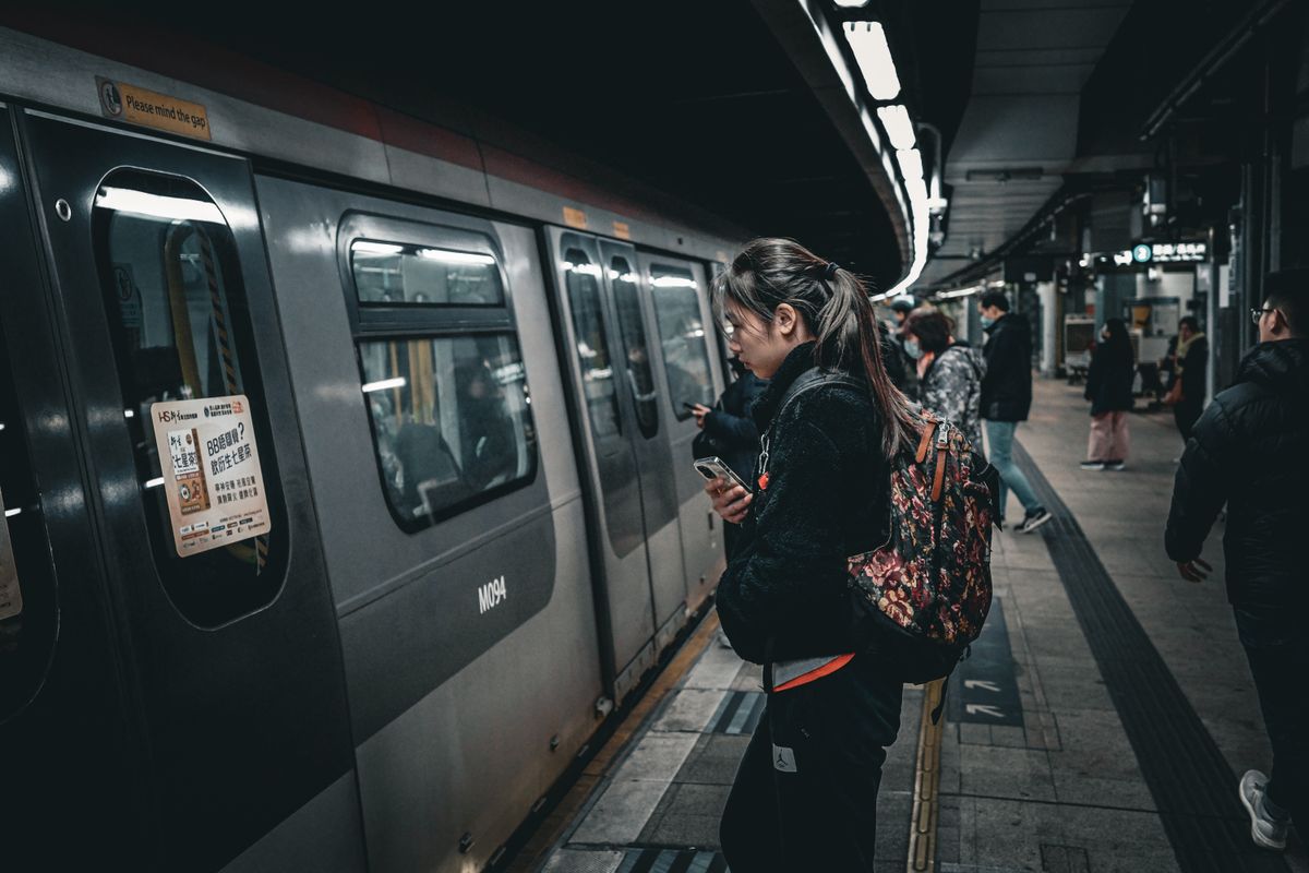 A Crowded Subway Photographed from a Platform · Free Stock Photo