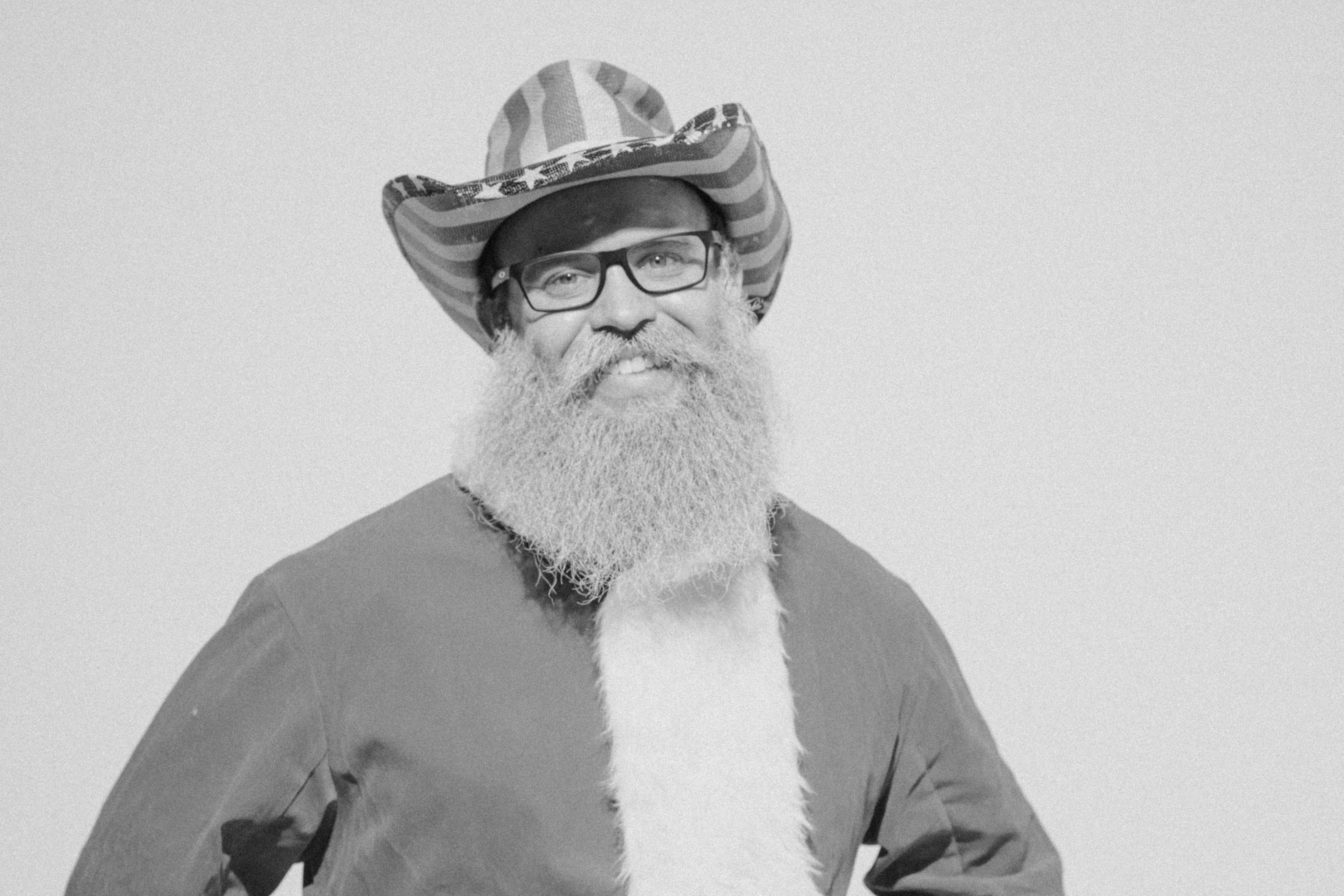Santa AI TOEFL Helps Test Takers Prepare for the Updated 2026 TOEFL — Photo by Nino  Sanger on Pexels