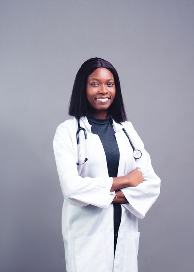 Dr. Nia Williams