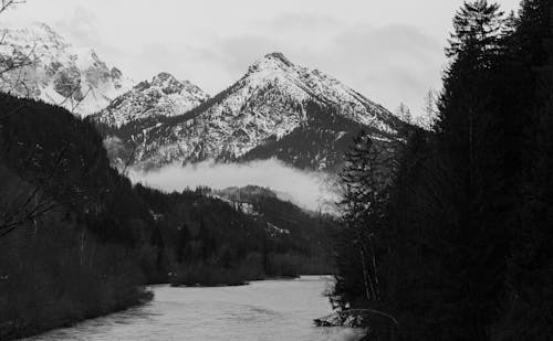 ドローン撮影, 山岳, 川の無料の写真素材