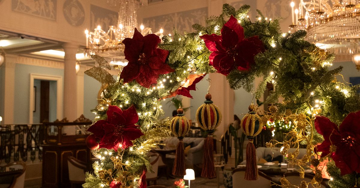 Christmas Decoration in Hall · Free Stock Photo