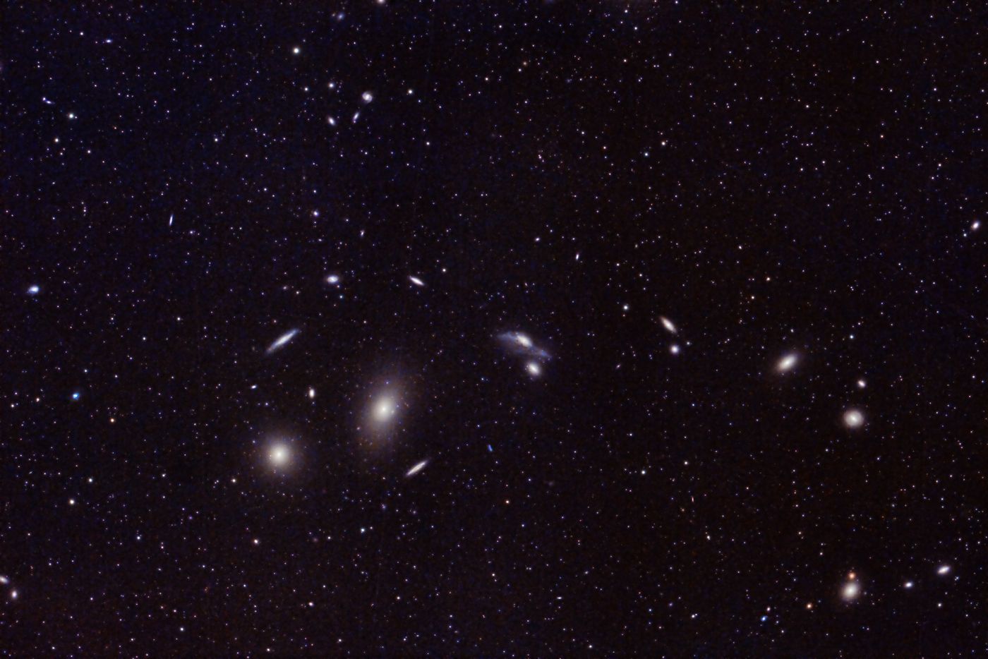 Galáxias e aglomerados de estrelas
