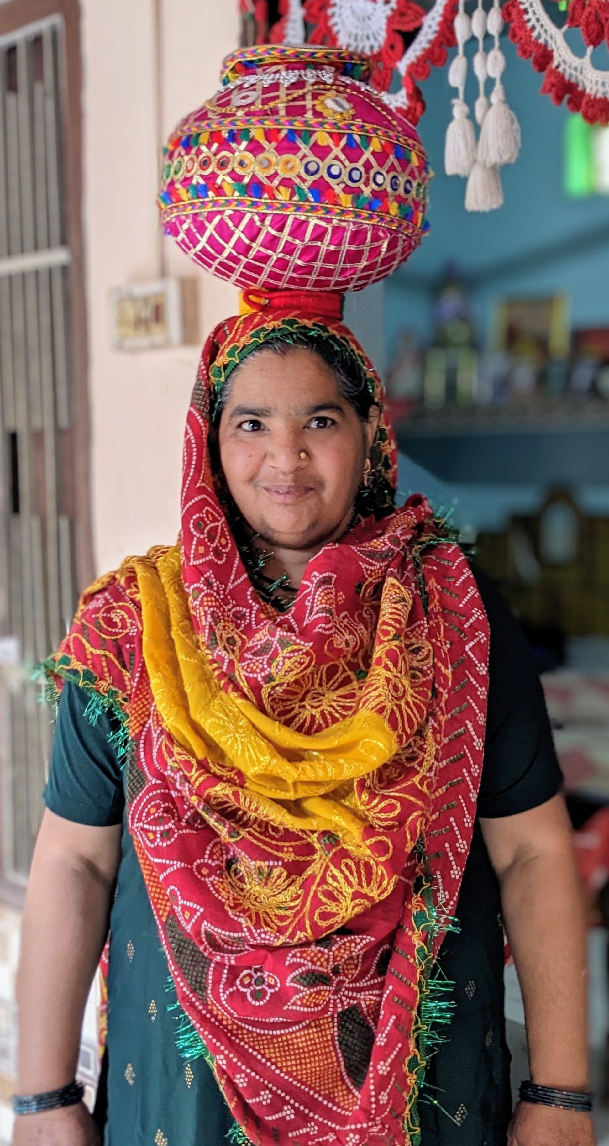 Indian Scarf On Head Photos, Download The BEST Free Indian Scarf