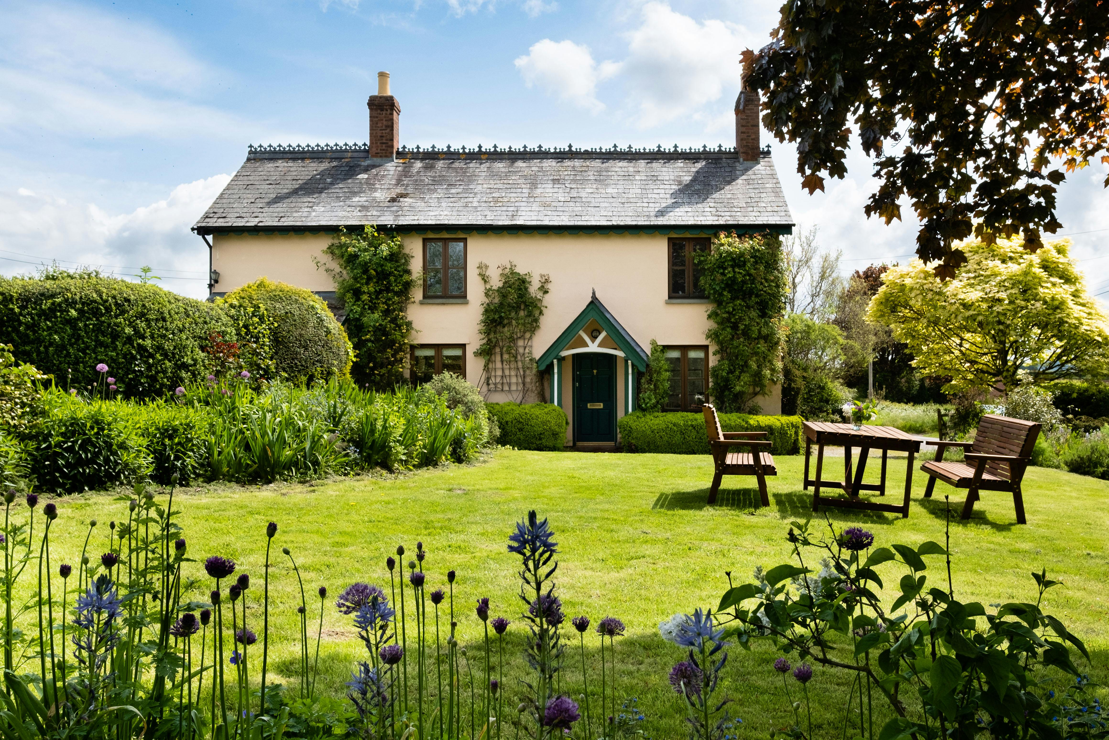English countryside property London outskirts
