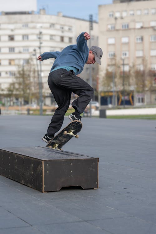 Základová fotografie zdarma na téma hbitost, jízda na skateboardu, města