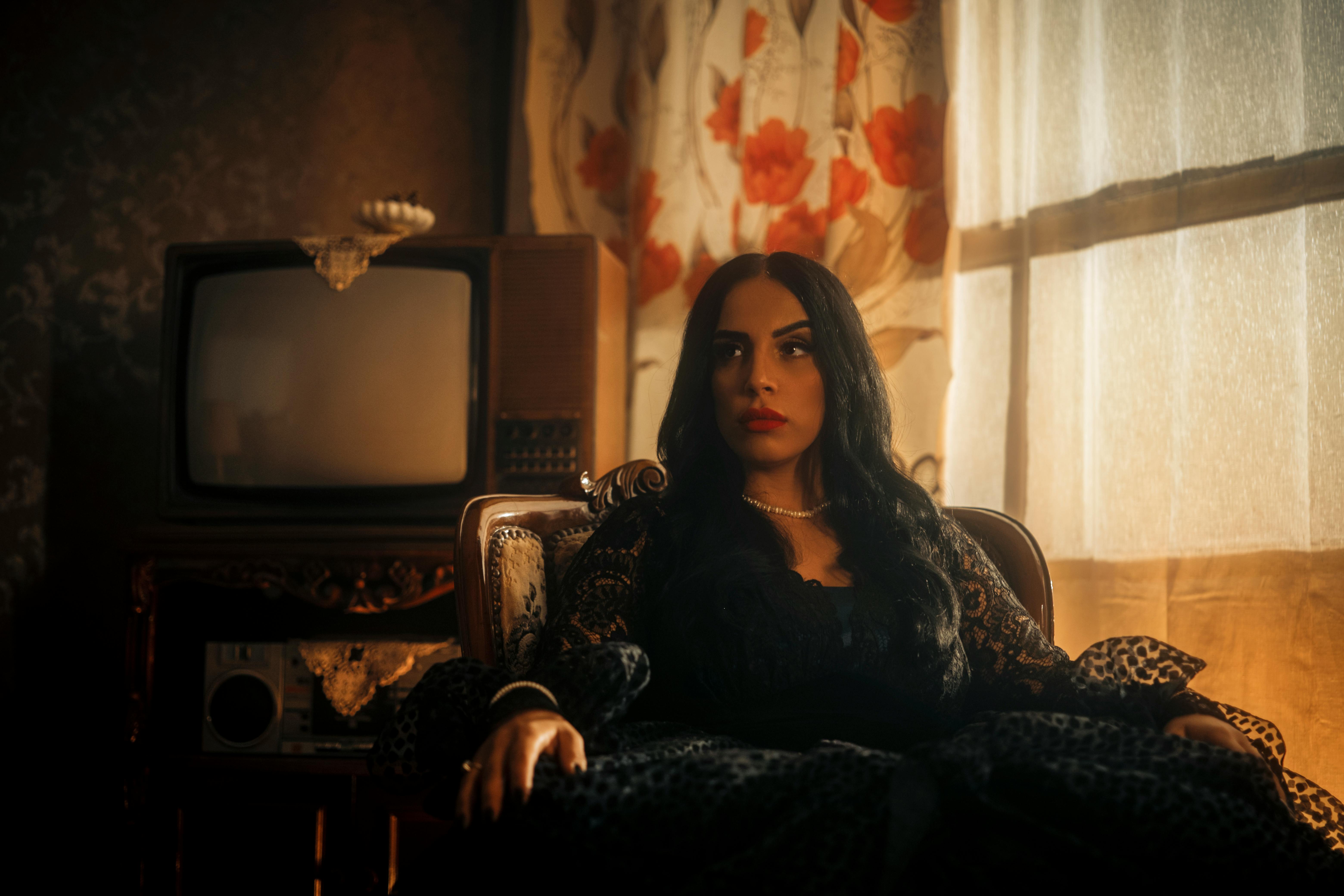 How To Watch A Discovery Of Witches Season 3 — Photo by Wolrider YURTSEVEN on Pexels