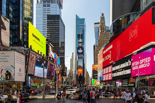 Times Square Durante El Verano