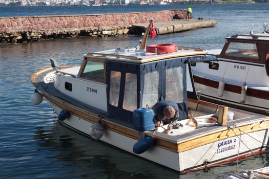 motorboat maintenance