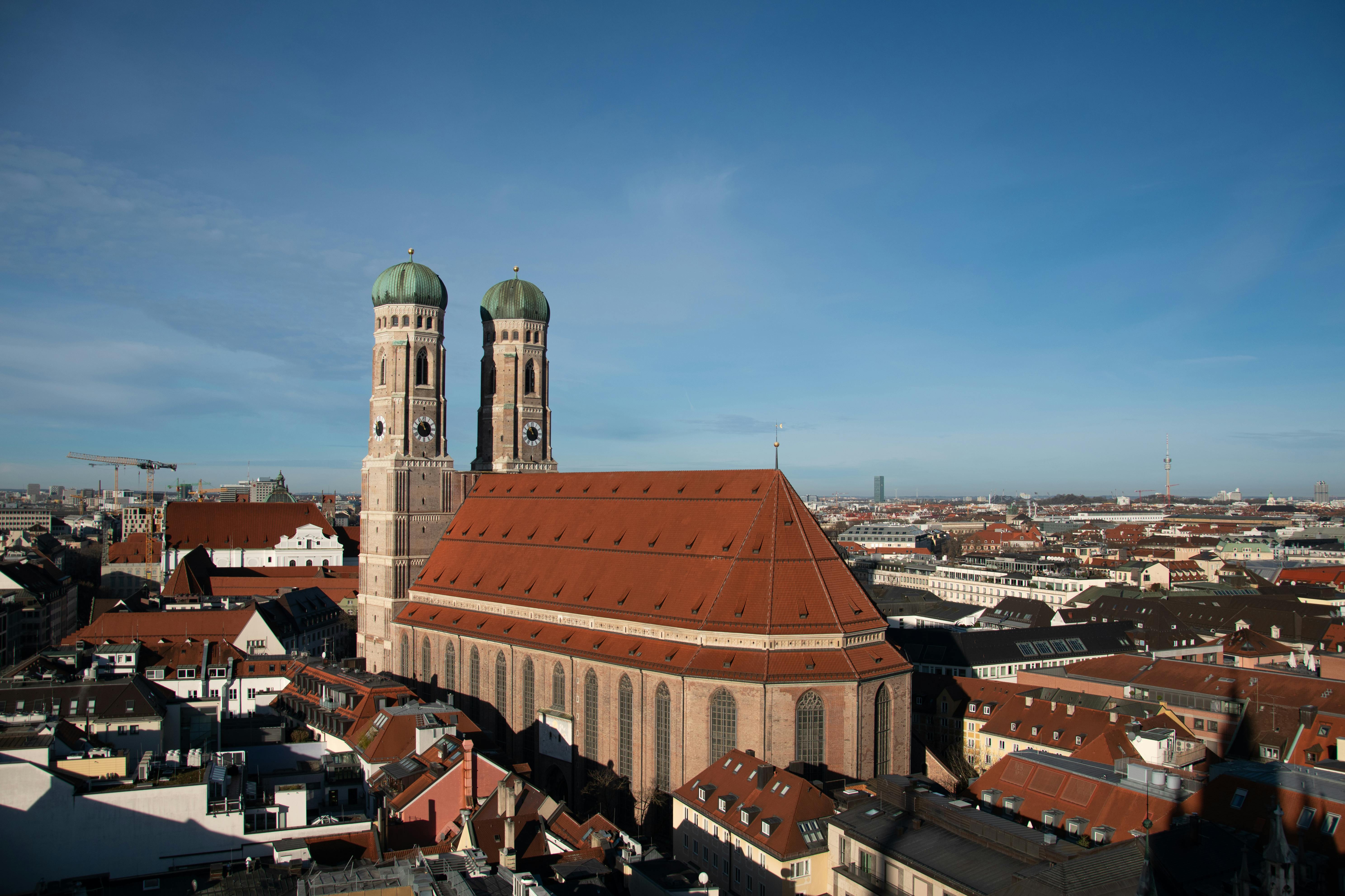 immigration lawyer munich — Photo by Nicola Raviglione on Pexels