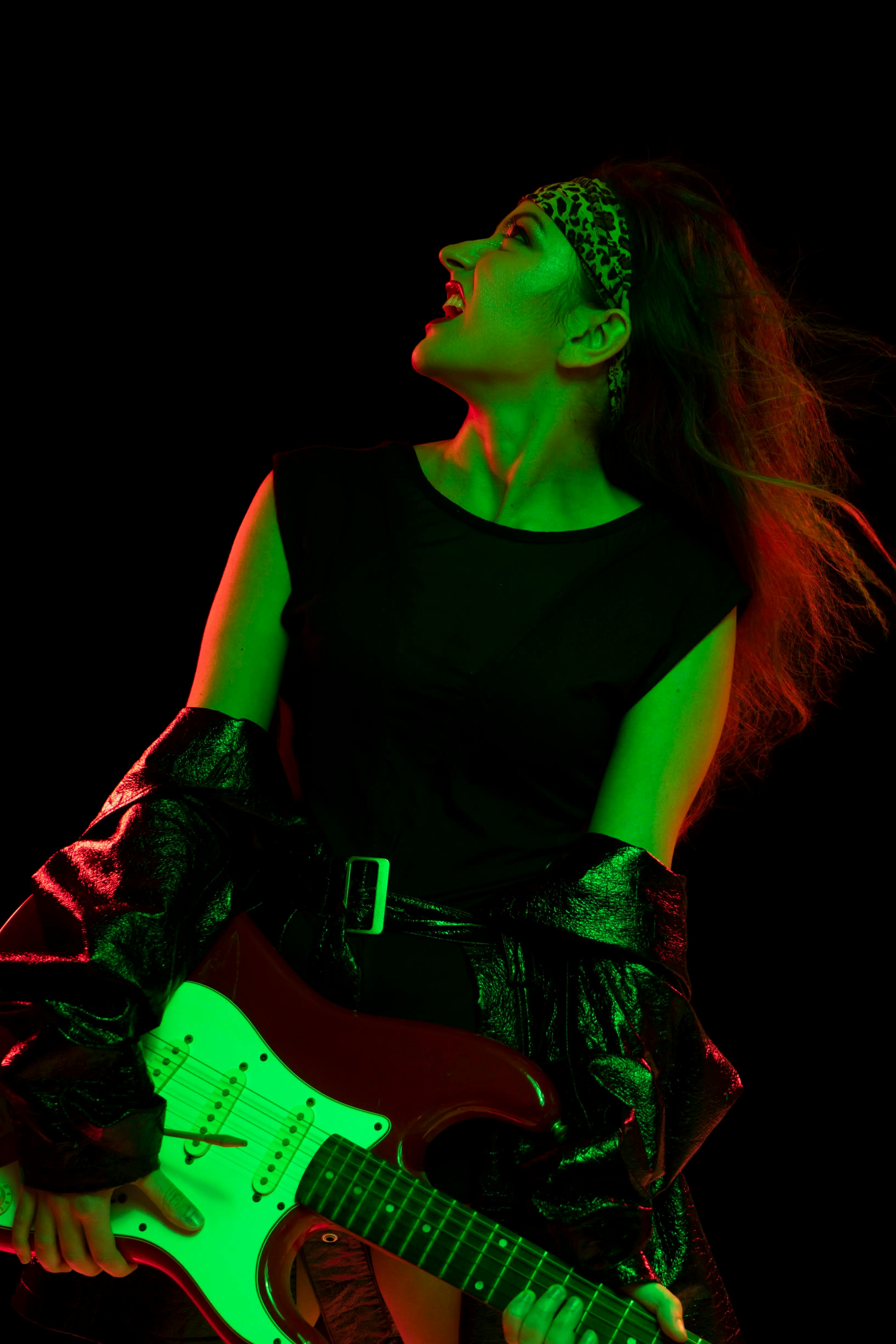 Kostnadsfria Kostnadsfri bild av atmosfär, band, brunt hår Stock foto