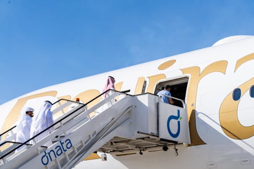 Gratis arkivbilde med emirates, flyreiser, himmel