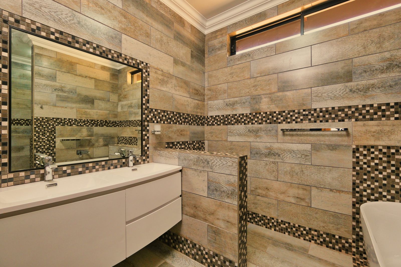 Mosaic Tiles Bathroom Photos, Download The BEST Free Mosaic Tiles ...